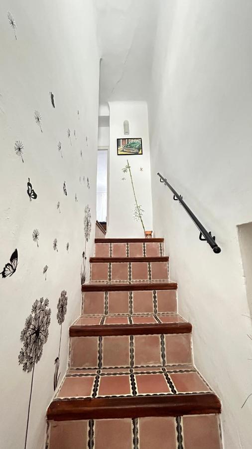 Cozy Town House With Terrace And Free Wifi Villa Ronda Bagian luar foto